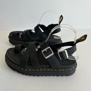 Dr Martens Avery Black AirWair Size 8 Sandals